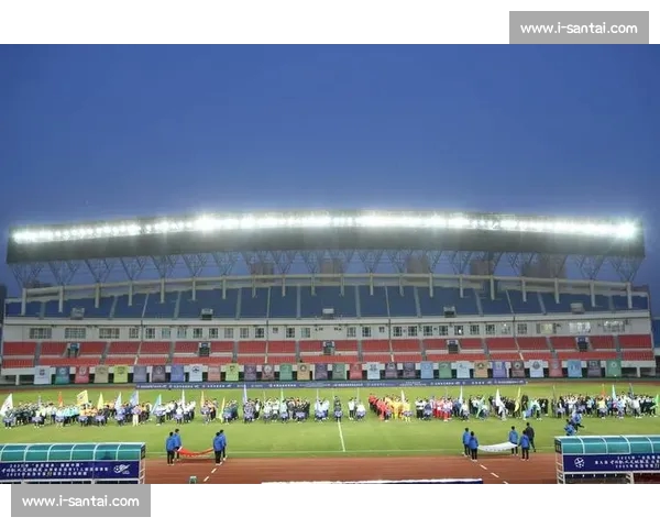 足球赛事高清直播全景呈现精彩对决与实时互动体验沉浸式观赛盛宴 - 副本 - 副本 足球赛事高清直播全景呈现精彩对决与实时互动体验沉浸式观赛盛宴 - 副本 - 副本